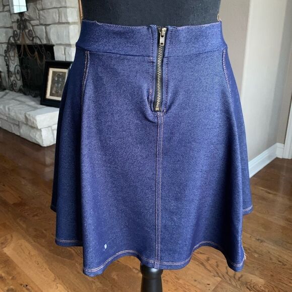 H&M‎ Denim Micro Mini Skirt - Picture 3 of 10
